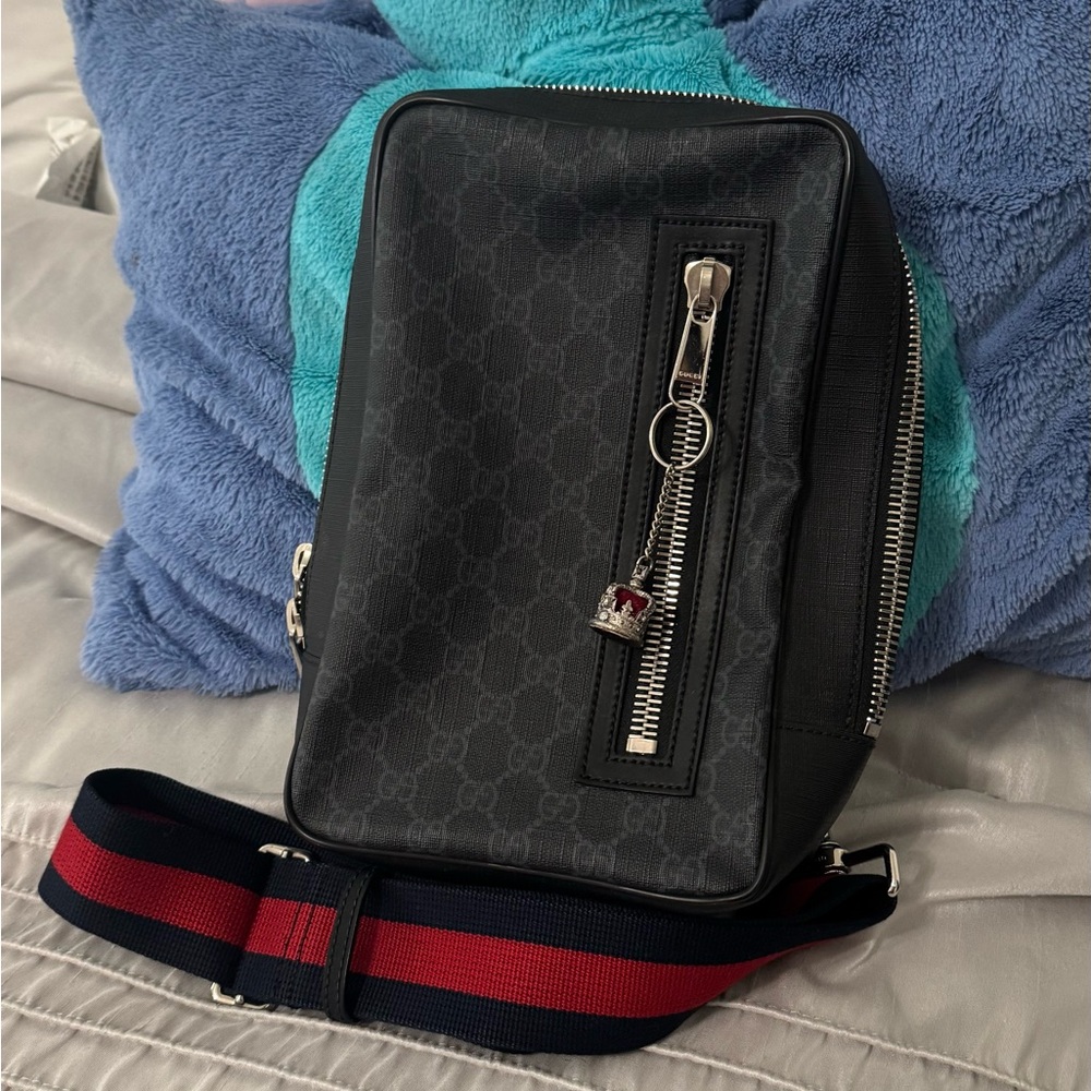 Sling bag